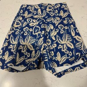 NWOT -Born Primitive High-Waist Blue Floral Women’s Shorts - Small - 2.5” Inseam